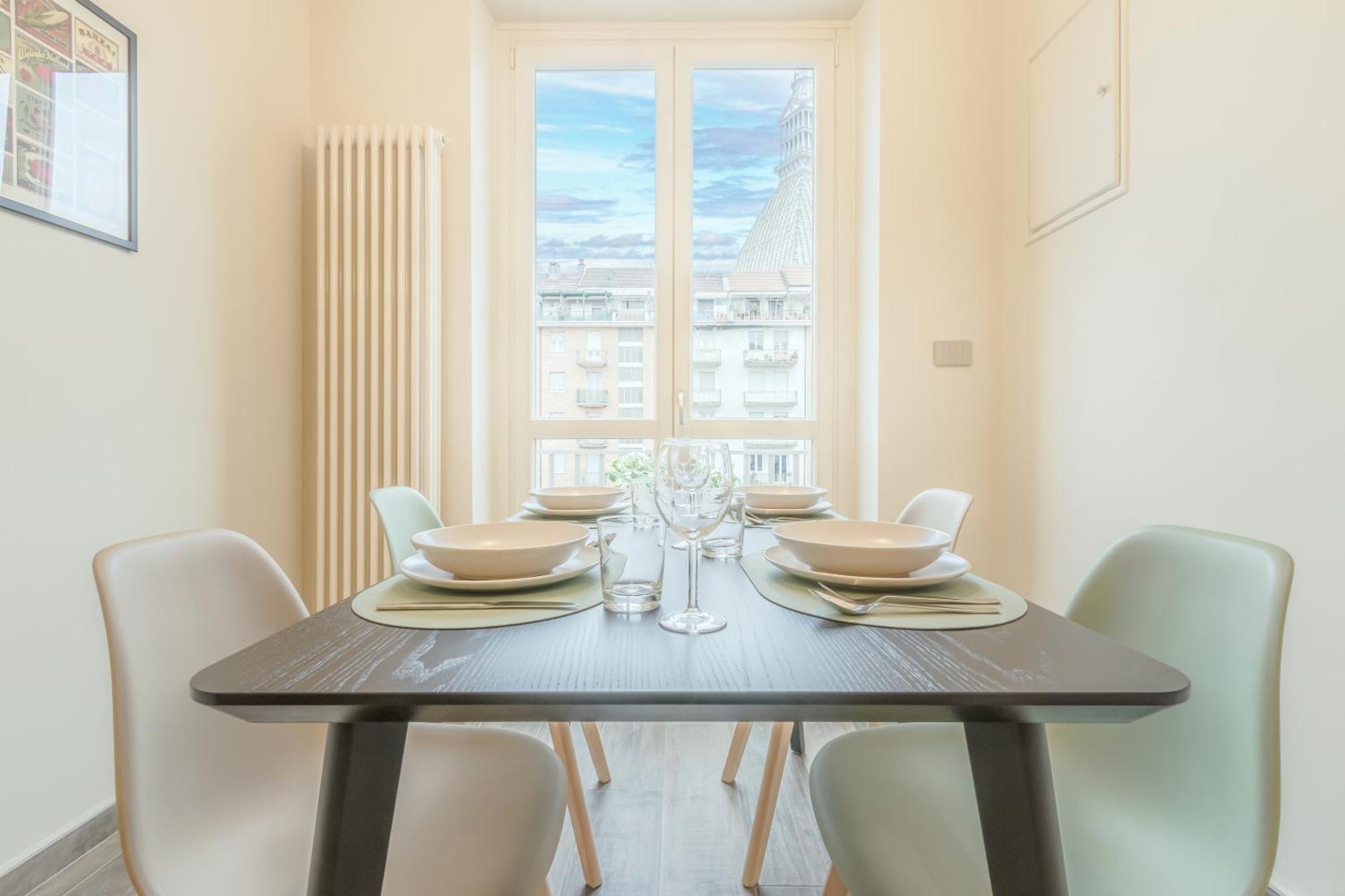 Appartamenti Vista Mole, Centro A 15 Min - Luxury Suites & Fast Wifi Турин Екстер'єр фото