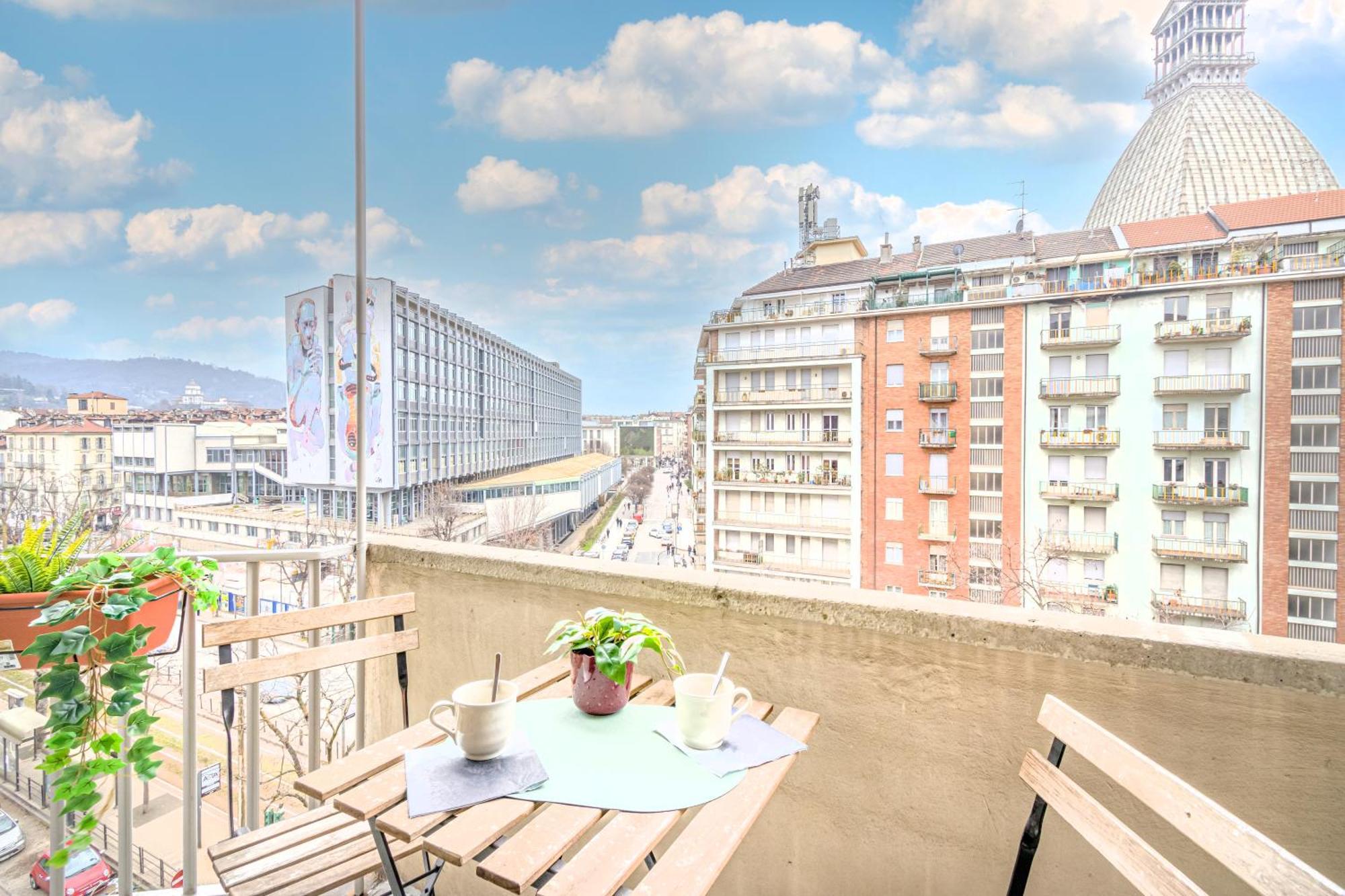 Appartamenti Vista Mole, Centro A 15 Min - Luxury Suites & Fast Wifi Турин Екстер'єр фото